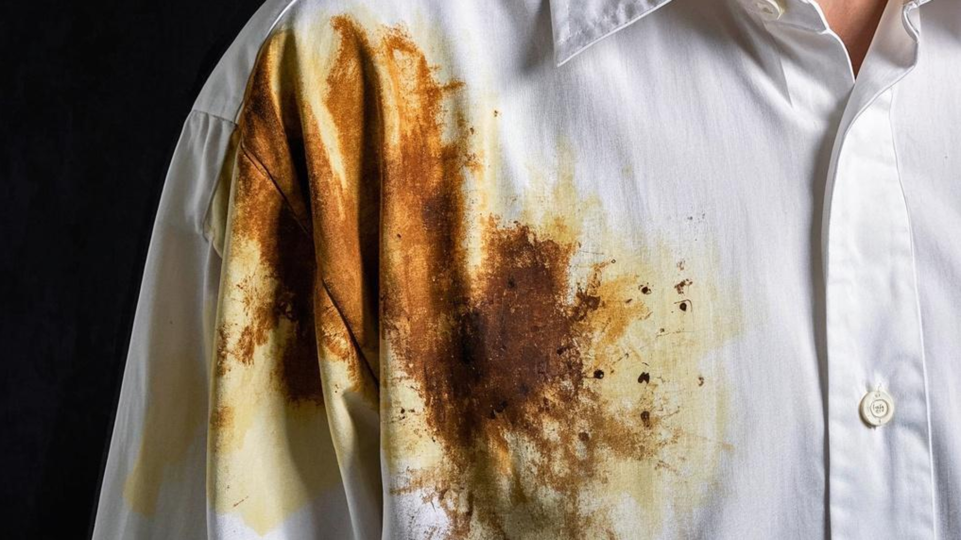 Handling Oil-Based and Protein Stains in Laundry Shops